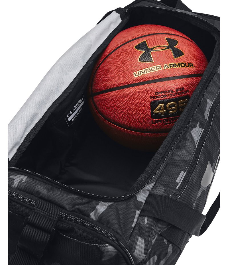 Under Armour Undeniable 5.0 Small Duffle bag sportovní taška, black camo