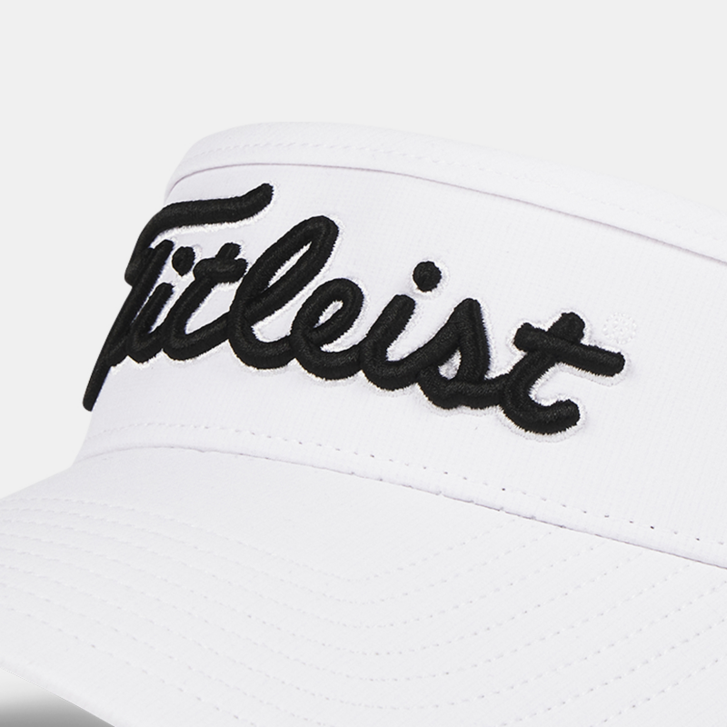 Stínovaný psaný nápis na kšiltu Titleist Tour Performance