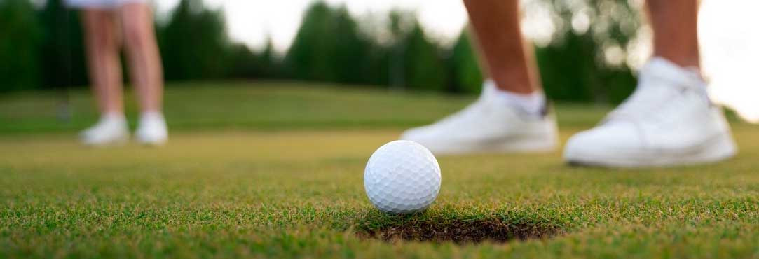 U.S. Kids Golf UL7-57 half-moon mallet putter w15 – detail úderové plochy a zarovnání