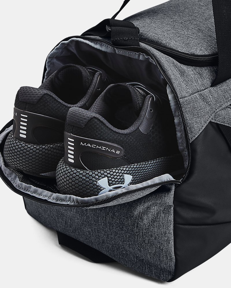 Odvětrávaná kapsa na boty na Undeniable 5.0 Small Duffle Bag