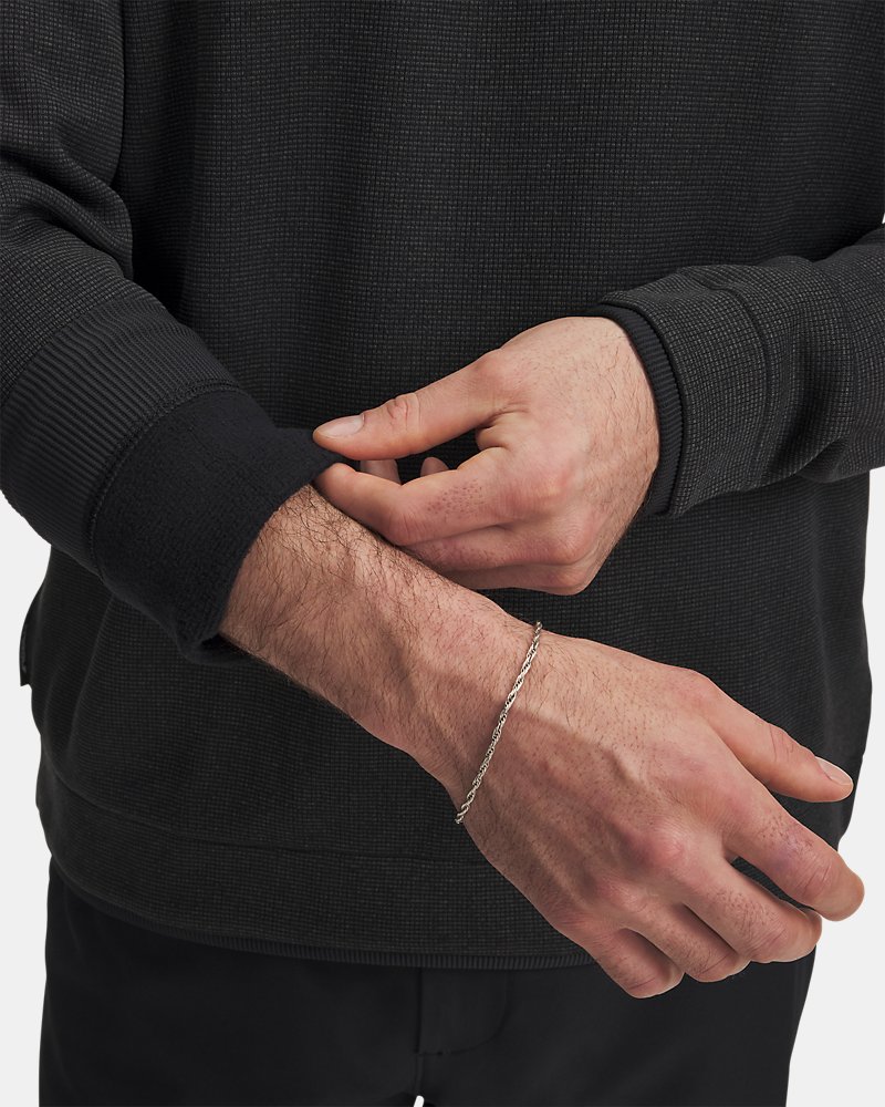 Detail tkaniny UA SweaterFleece – mřížková textura a česaný vnitřek
