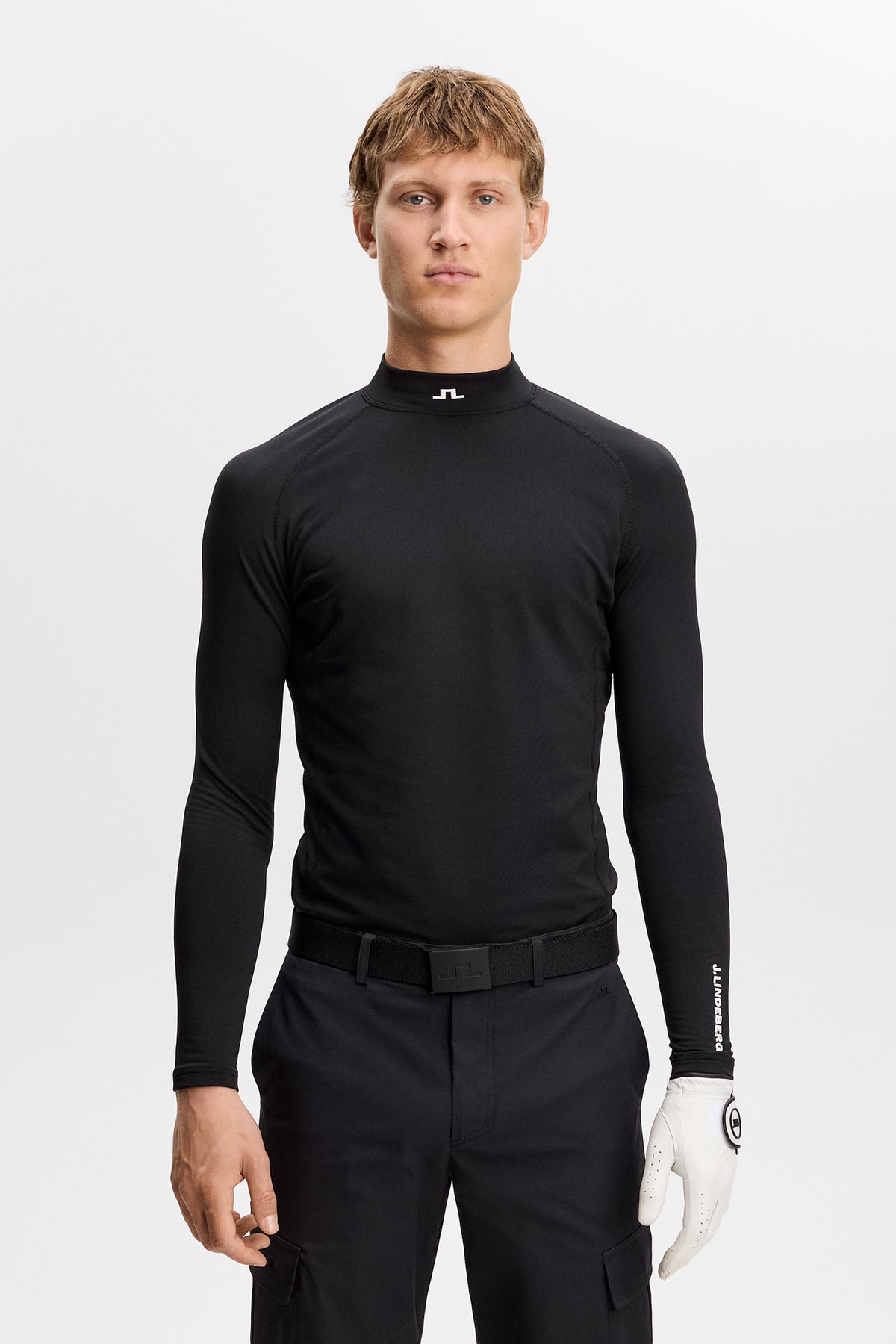J.Lindeberg Ello Brushed Top Black – detail žerzejové tkaniny s česanou texturou