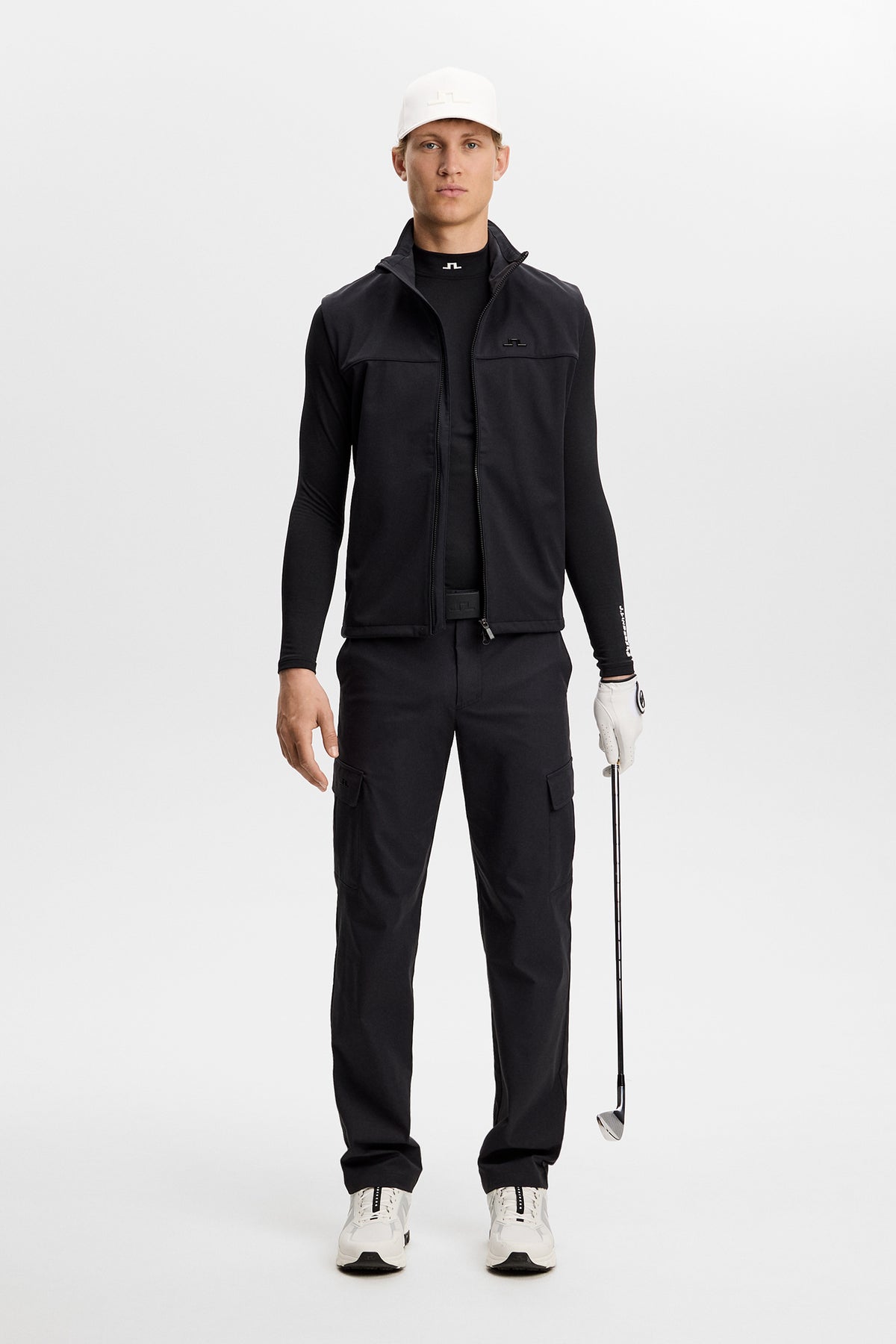 J.Lindeberg Ello Brushed Top Black – výkonná tkanina odvádějící vlhkost